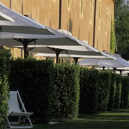 La Bastide Du Roy Rene Hotel